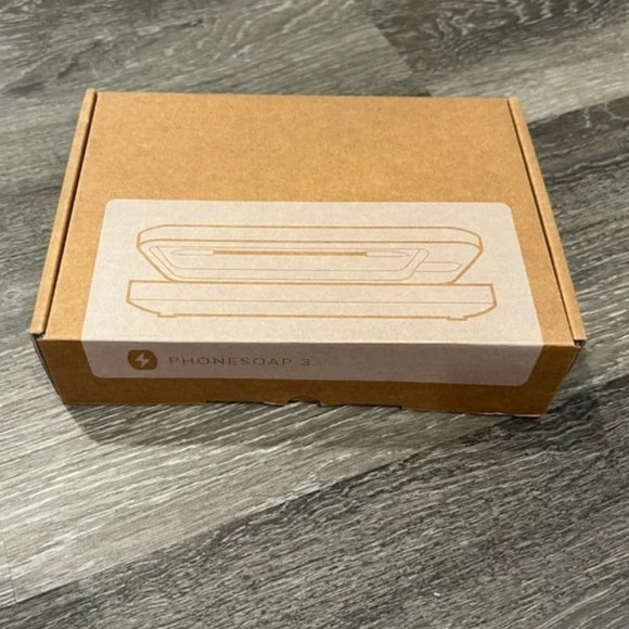 PhoneSoap 3 UV Cell Phone Sanitizer and Dual Universal Cell Phone Charger - Picture 4 of 6